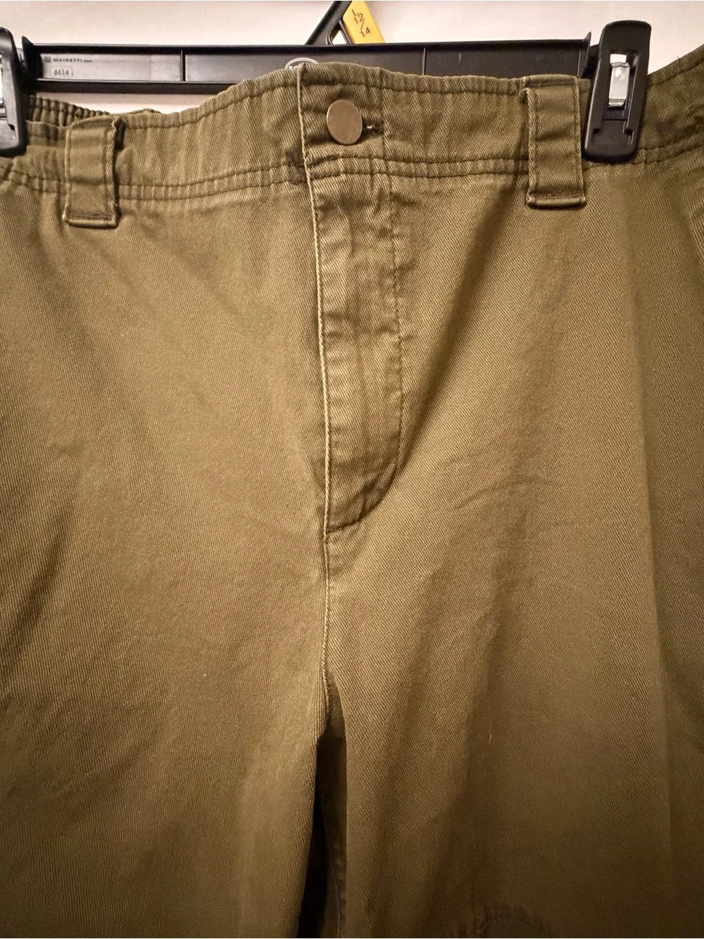 Old Navy Olive Green Balloon Cargo Jogger Pants - Picture 7 of 16